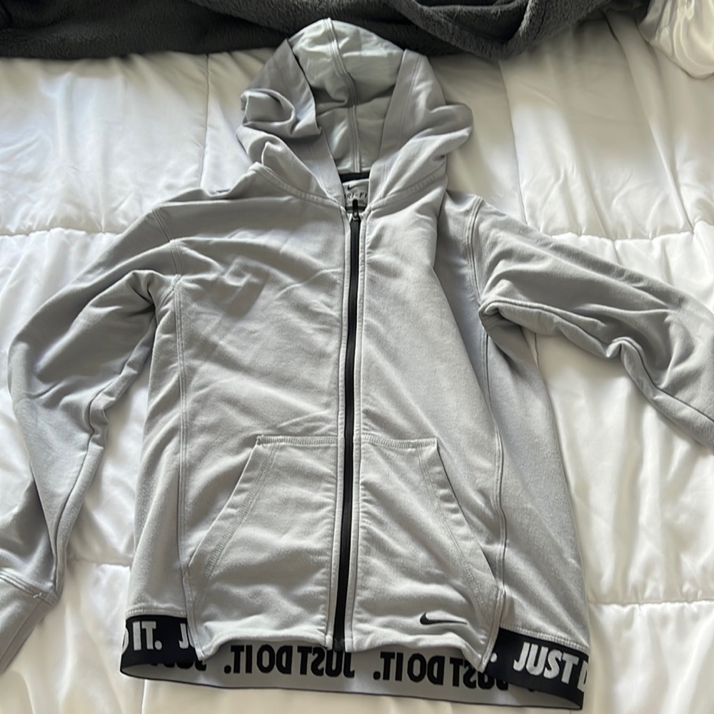 Kids zip up